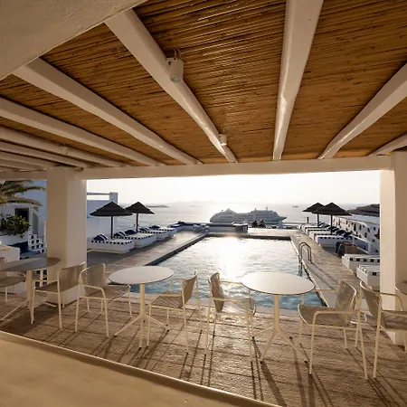 Hotel Tagoo 4*