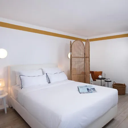 Tagoo Hotel