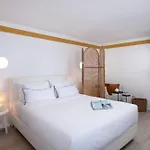 Tagoo מלון